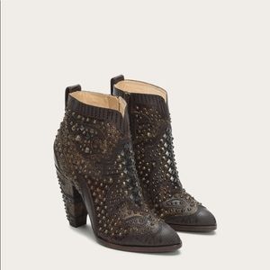 NIB Frye Remy Deco Bootie in Whiskey. Size 8.5